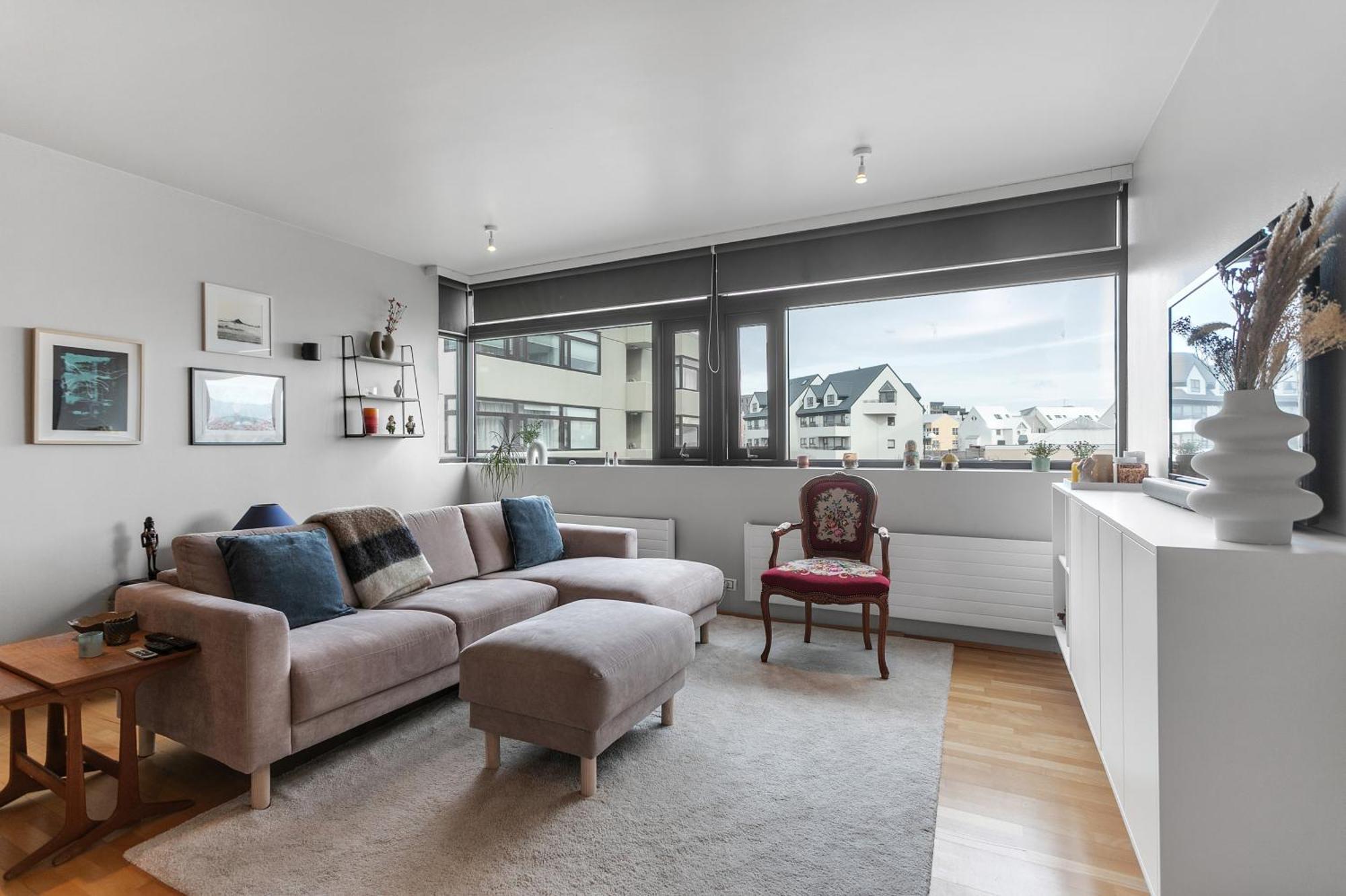 Apartment Charming In *